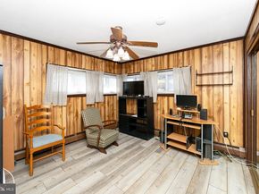 29 Pond Lane, Levittown PA 19054