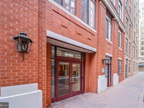 1201 N Garfield Street 206, Arlington VA 22201