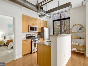 1201 N Garfield Street 206, Arlington VA 22201