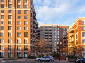 1201 N Garfield Street 206, Arlington VA 22201
