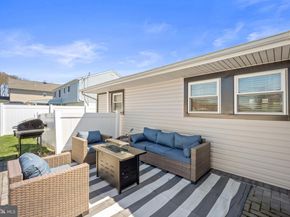 837 Fairfield Road, Fairless Hills PA 19030