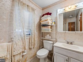 7835 Midis Place, Philadelphia PA 19153