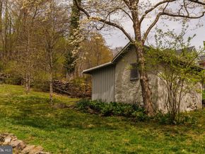 1288 Cedar Grove Road, Media PA 19063