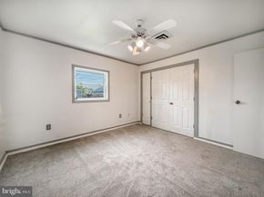 26 Midwood Lane, Levittown PA 19054