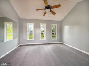 26 Midwood Lane, Levittown PA 19054