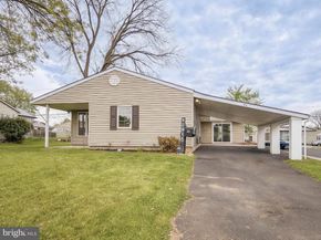 26 Midwood Lane, Levittown PA 19054