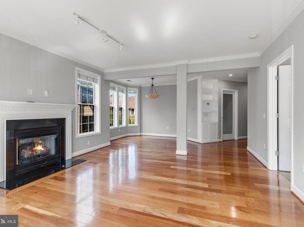 1423 N Rhodes Street 201, Arlington VA 22209