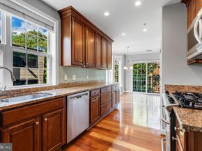 1423 N Rhodes Street 201, Arlington VA 22209