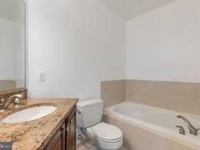 1423 N Rhodes Street 201, Arlington VA 22209