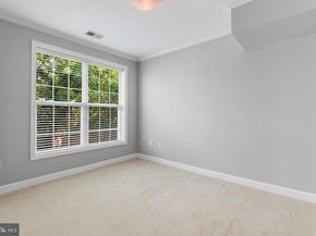 1423 N Rhodes Street 201, Arlington VA 22209
