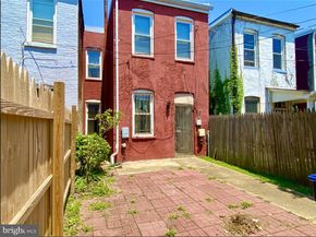 1305 F Street NE, Washington DC 20002