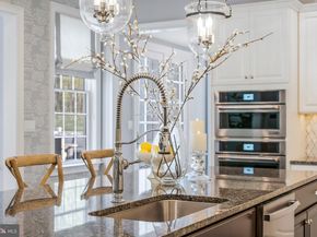 21 Goldney Dr, Newtown PA 18940