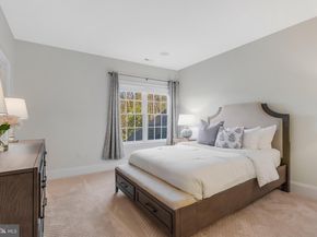 21 Goldney Dr, Newtown PA 18940