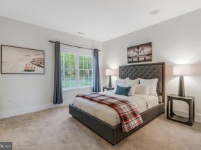 21 Goldney Dr, Newtown PA 18940