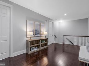 21 Goldney Dr, Newtown PA 18940