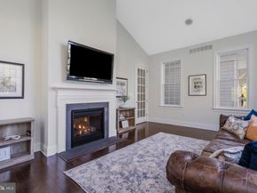 21 Goldney Dr, Newtown PA 18940