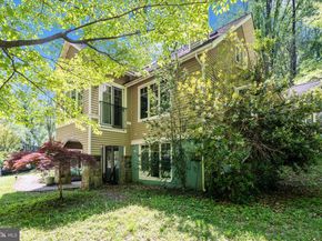 9328 Garden Court, Potomac MD 20854