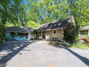 9328 Garden Court, Potomac MD 20854