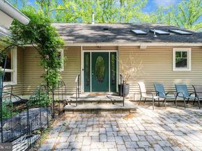 9328 Garden Court, Potomac MD 20854