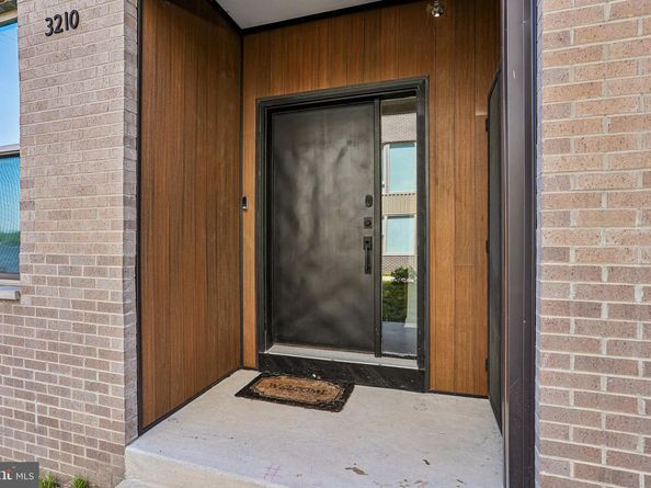 3210 Sunrise Walk, Philadelphia PA 19125