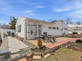 26 Myrtle Lane, Levittown PA 19054