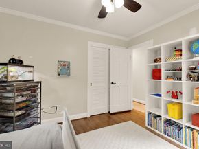 2801 S Joyce Street, Arlington VA 22202