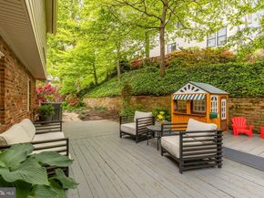 2801 S Joyce Street, Arlington VA 22202