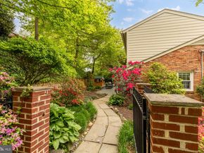2801 S Joyce Street, Arlington VA 22202