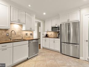 2801 S Joyce Street, Arlington VA 22202