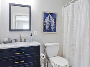 4140 21st Road N, Arlington VA 22207