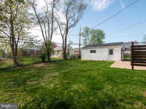 23 Pleasant Road, Broomall PA 19008