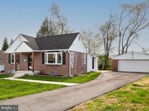 23 Pleasant Road, Broomall PA 19008