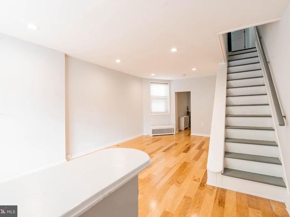 2433 3rd Street, Philadelphia PA 19148