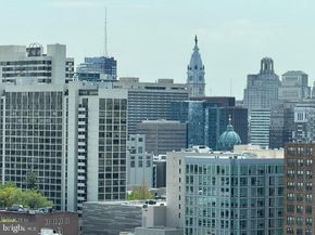 2401 Pennsylvania Avenue 18B26, Philadelphia PA 19130