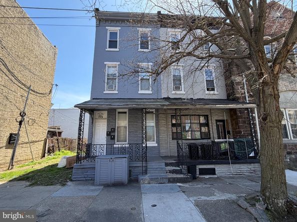 3926 Fairmount Avenue, Philadelphia PA 19104