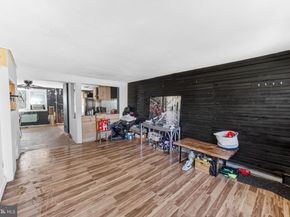236 W Washington Avenue, Clifton Heights PA 19018