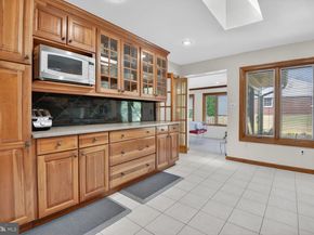 5800 Plainview Road, Bethesda MD 20817