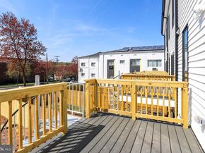 5221 F Street SE, Washington DC 20019