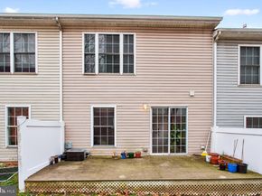 100 Parker Avenue 23, Philadelphia PA 19128
