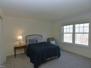 924 Holden Court, Warminster PA 18974