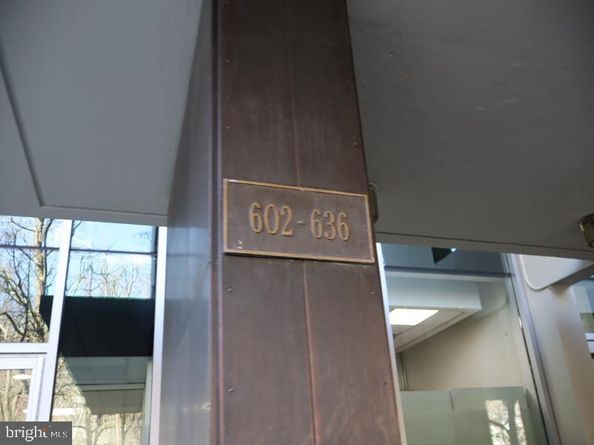 604 S Washington Square 2411, Philadelphia PA 19106