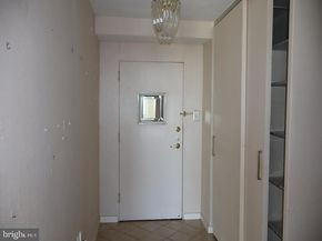 604 S Washington Square 2411, Philadelphia PA 19106
