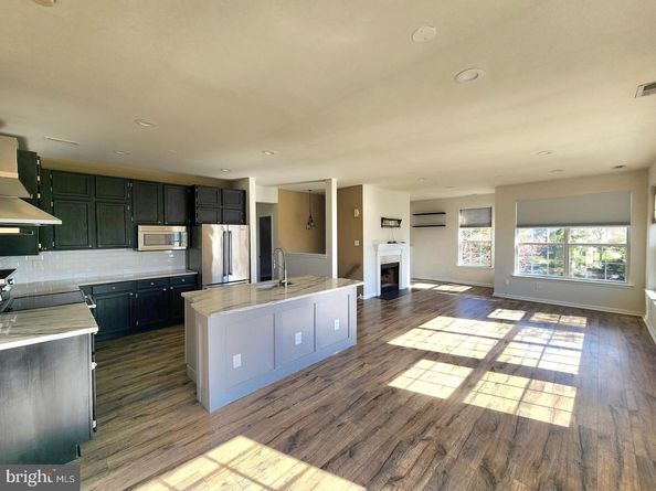 13202 Cornerstone Drive, Yardley PA 19067