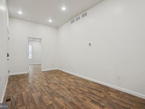 3265 N Park Avenue, Philadelphia PA 19140