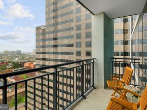 2101 Market Street 2608, Philadelphia PA 19103