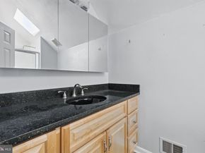 62 N Bedford Street 62B, Arlington VA 22201