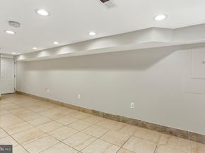 627 Gresham Place NW, Washington DC 20001