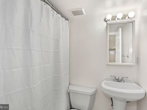 627 Gresham Place NW, Washington DC 20001