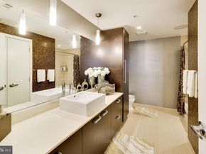 1010 Massachusetts Avenue NW 1007, Washington DC 20001