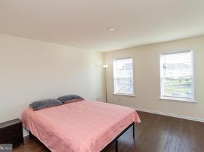 44 Parry Way, Warminster PA 18974